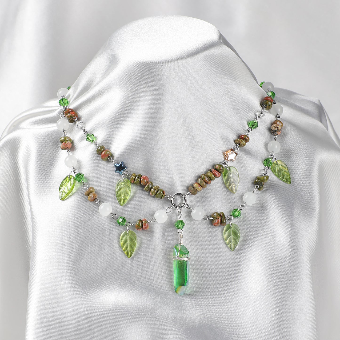 MOSTORY Green Woodland Charm Necklace