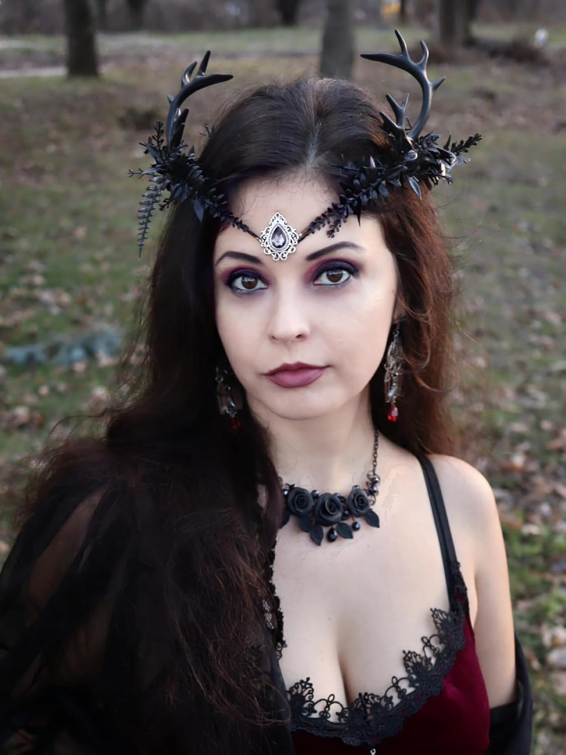 Black Flower Antler Crown for Gothic Fairy Looks - view 3
