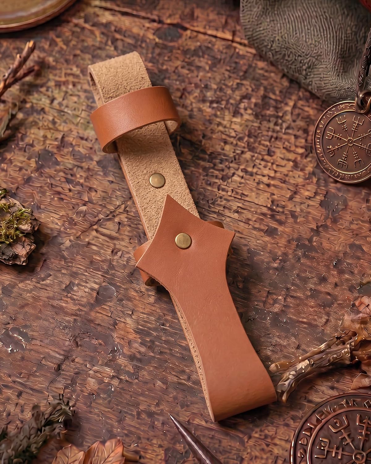 MOSTORY Renaissance Leather Fan Holster - Brown