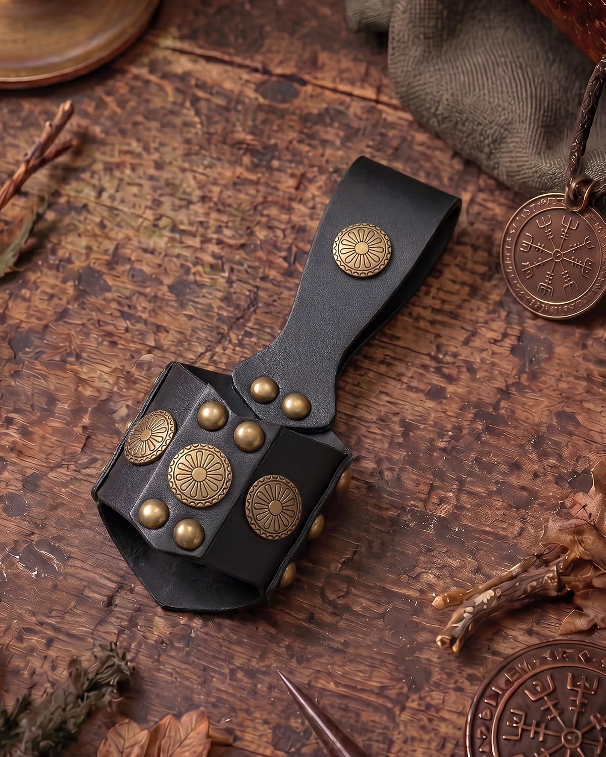 Medieval Axe Holster for Viking Cosplay and Renaissance